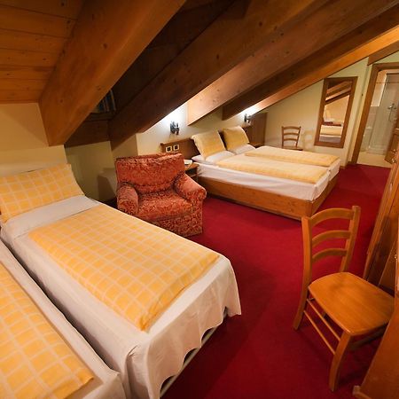 Hotel San Giovanni Лівіньо Номер фото